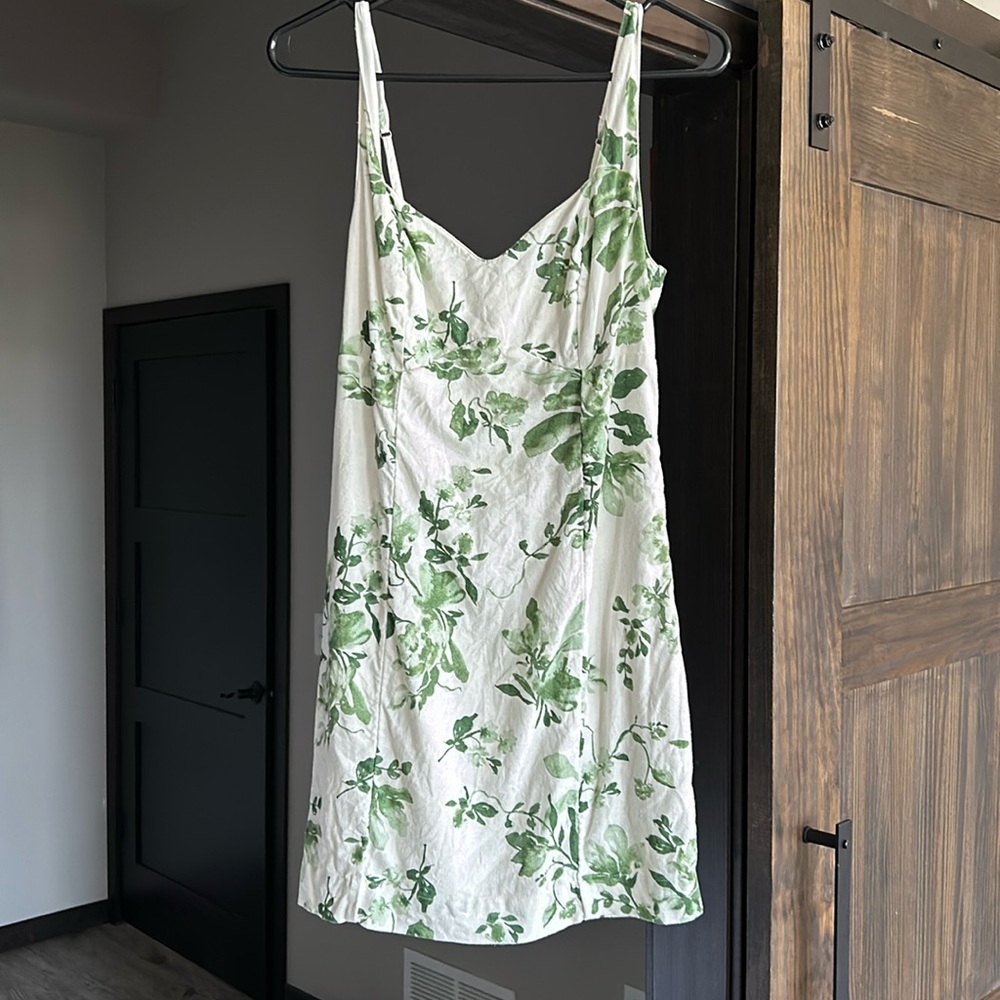 Abercrombie & Fitch floral mini dress